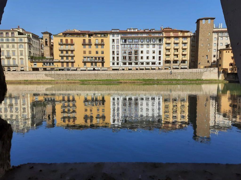 The Secret Window On The River Arno Floransa Dış mekan fotoğraf